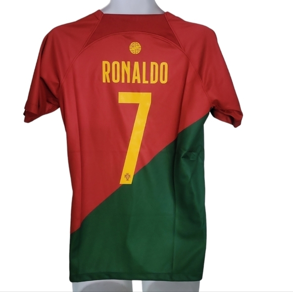 NIKE Portugal Soccer Jersey Stadium Home (Cristiano Ronaldo) - Men's - Picture 5 of 11